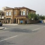 14 Marla Corner Main Boulevard Like Brand New Semi Furnished House for Sale 𝐢𝐧 Bahria Orchard Lahore 