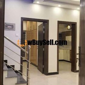 HOUSE FOR SALE IN BAHRIA TOWN PHASE-8 RAWALPINDI