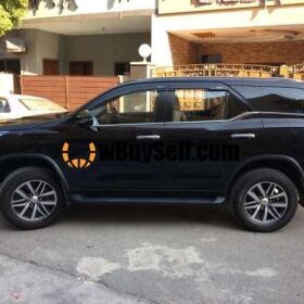 TOYOTA FORTUNER 2.8 2018 FOR SALE