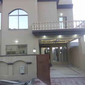 BEAUTIFULL HOUSE FOR SALE BAHRIA TOWN PHASE 8 ABUBAKAR BLOCK RAWALPINDI