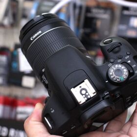 CANON 800D+18 55mm Lens Imported Units for SALE