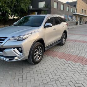 Toyota Fortuner 2017 for SALE