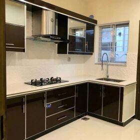 5 Marla Luxury Brand New House Semi Furnished in Bahria Town Lahore