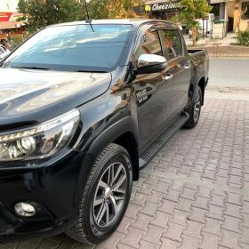 Toyota Hilux REVO 2019 for Sale 
