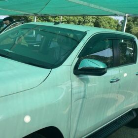 Toyota Hilux REVO Full Option V 2020 for Sale 