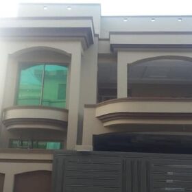 12 Marla Triple Story House for Sale in Ghouri Town VIP Park Road Islamabad