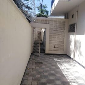 HOUSE FOR SALE IN EMBASSY ROAD G-6/4 ISLAMABAD