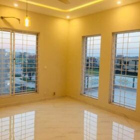 1 KANAL HOUSE FOR SALE IN BAHRIA TOWN PHASE 8 RAWALPINDI