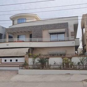 1 Kanal Luxury House for Sale in Police Foundation Islamabad