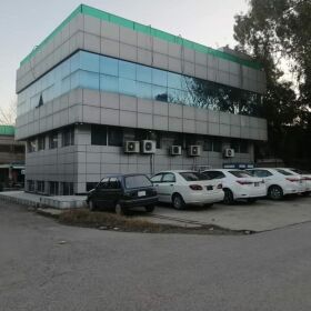 PLAZA FOR SALE IN G-8/1 I &amp;T CENTRE ISLAMABAD 