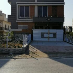 Brand new corner house with extra land Main boulevard in G13.2 Islamabad