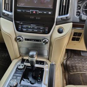 Toyota Land Cruiser ZX 2016 S Grade for Sale 