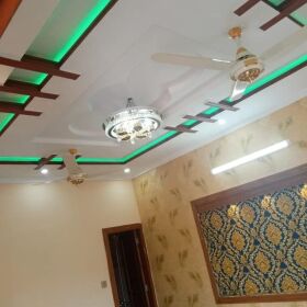 Beautiful Design 8 Marla One &amp; Half Story House for Sale in Airport Housing Society Rawalpindi