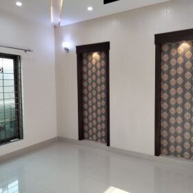 4.5  Marla Brand New house for sale in Bahria town Lahore