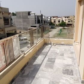 07 MARLA  HOUSE FOR SALE IN BAHRIA TOWN PHASE-8 RAWALPINDI