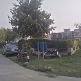 6.5 Marla House Available for Sale in Central Park Housing Society Lahore