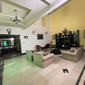 1 KANAL DOUBLE STORY HOUSE FOR SALE IN REVENUE HOUSING SOCIETY JOHER TOWN LAHORE 
