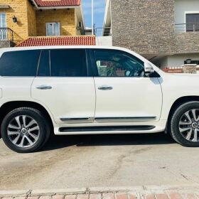 TOYOTA LAND CRUISER 2018 FOR SALE 
