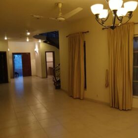4 KANAL HOUSE FOR SALE IN MAIN MARGALLA ROAD ISLAMABAD 