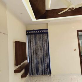 10 Marla Luxury House For Sale in your Price Budget in Bahria Town Lahore