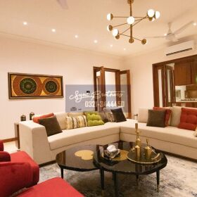 01 Kanal Most Beautiful Furnished House for Sale in Bahria Town Lahore 