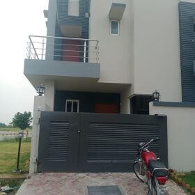 HOUSE FOR SALE IN BLOCK F IN B-17 ISLAMABAD 