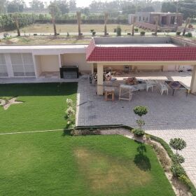 Beautifully Constructed 4 Kanal Luxury Farm House Situated DHA Phase 7 Lahore 