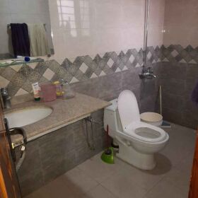 10 Marla Used House Good Condition Second to Corner Double Unit For Sale in Bahria Town Phase-8 Rawalpindi