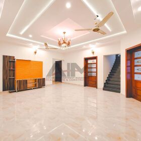BEAUTIFUL Designer 10 Marla House for SALE in Overseas 5 Bahria Town Phase 8 Rawalpindi
