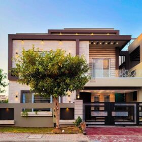 10 Marla House for SALE in Bahria Town Phase 8 Rawalpindi