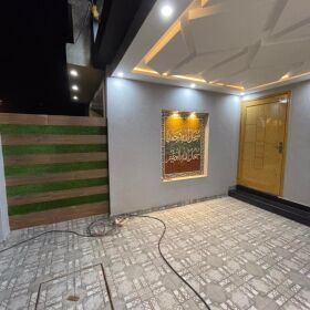 7.75 Marla Corner Brand New Semi Furnished House for Sale in Bahria Town Lahore