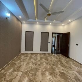 10 Marla Brand New Main Boulevard Semi Furnished House for Sale in Bahria Town Lahore 