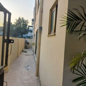 10 Marla Double Story House for Sale in Bahria Town Lahore 