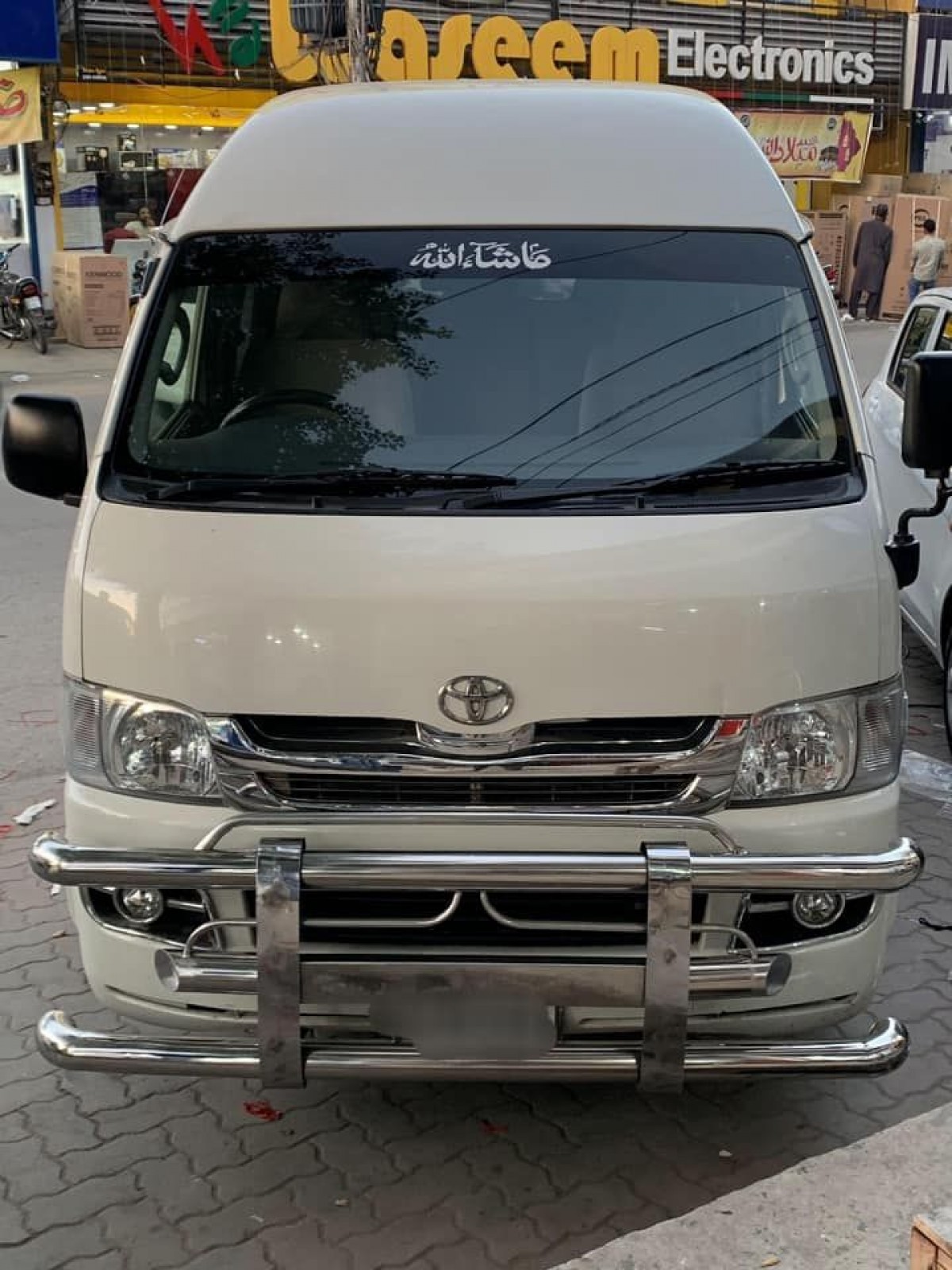 Toyota Hiace 200K GL FOR SALE - Buses 