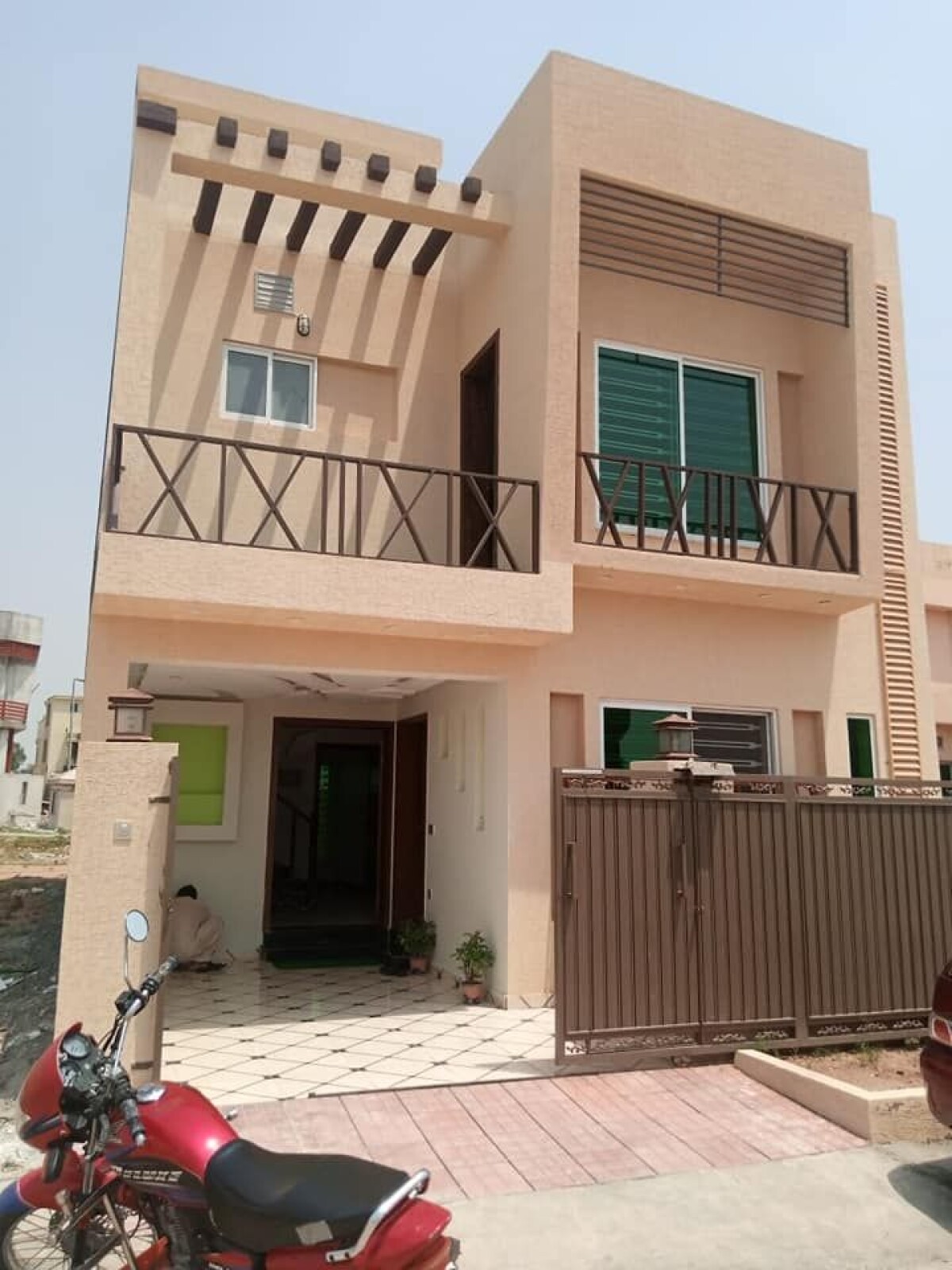 5 Marla Luxury Designer House For Sale In Bahria Town Phase 8